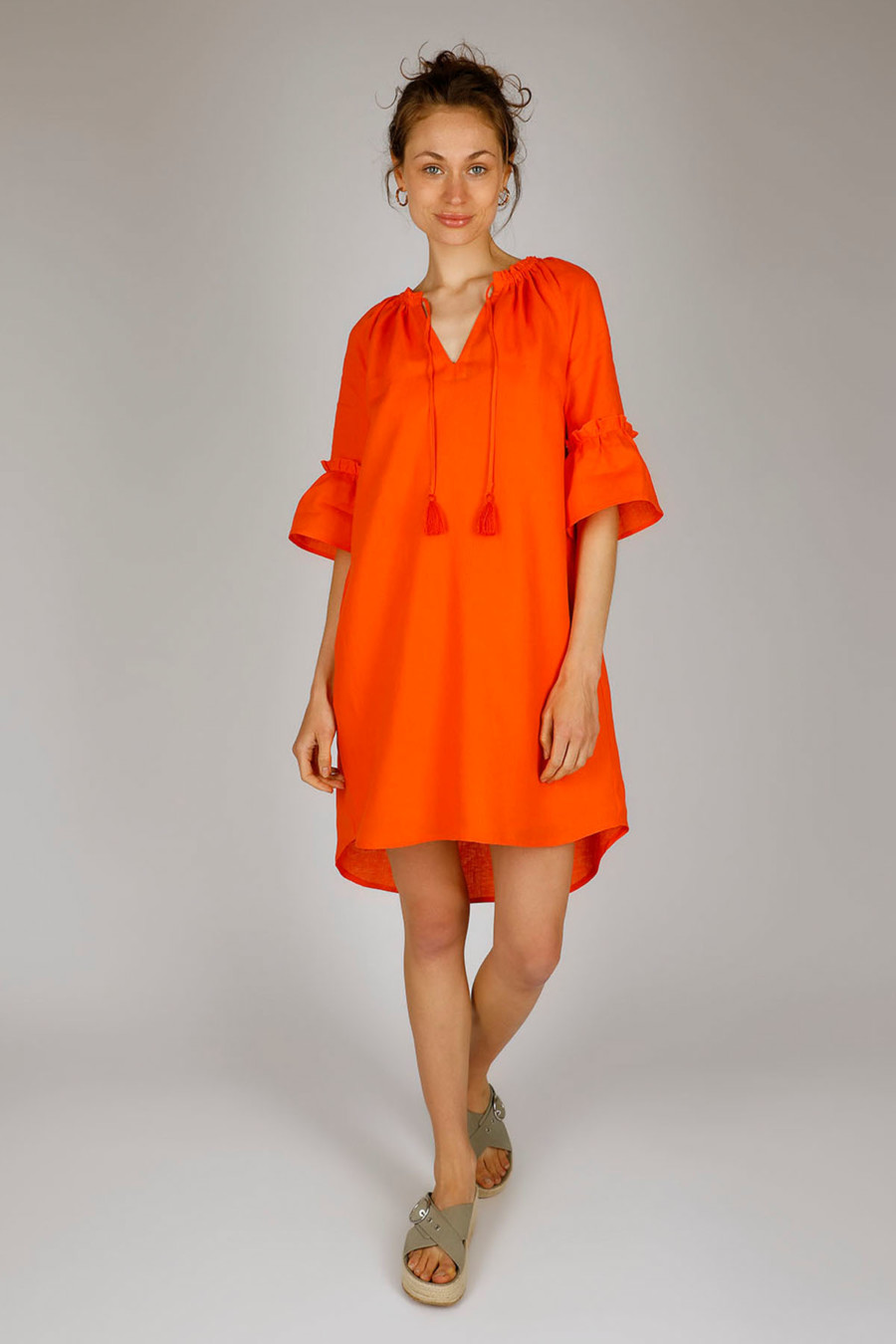 DIARY - Linen dress with Mediterranean flair - Colour: Tomato