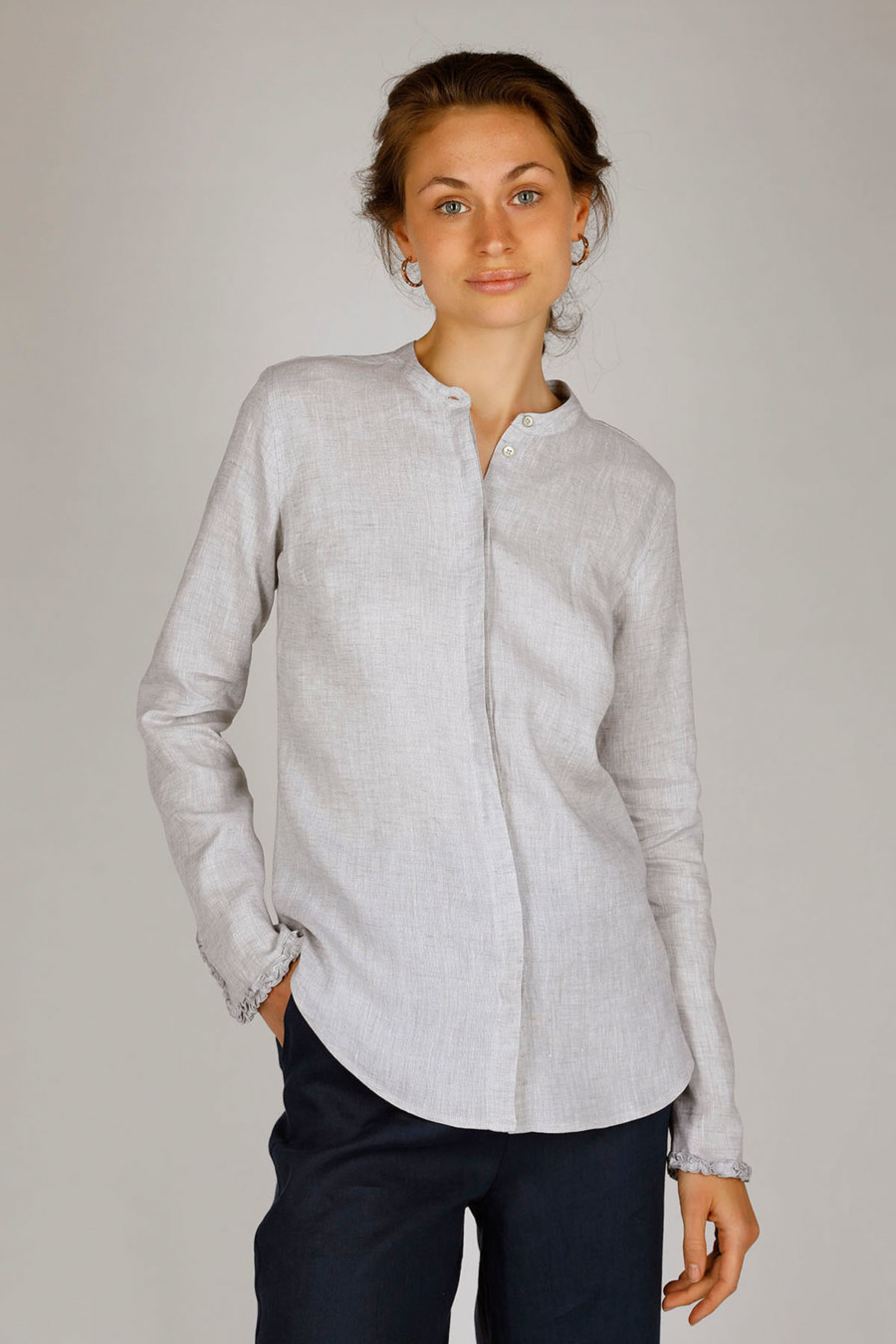 EASY - Waisted blouse in natural linen - Colour: Silver