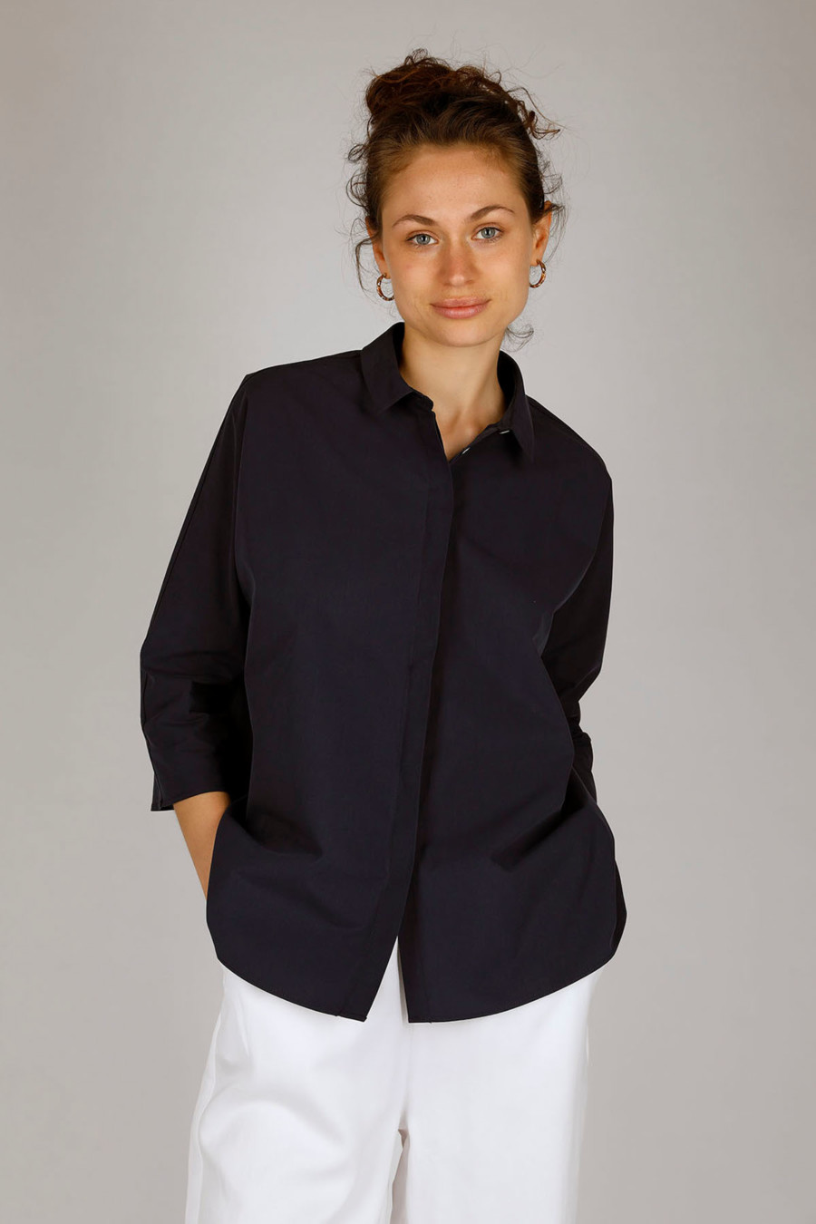 EMMA - Wide cotton blouse - color: Navi