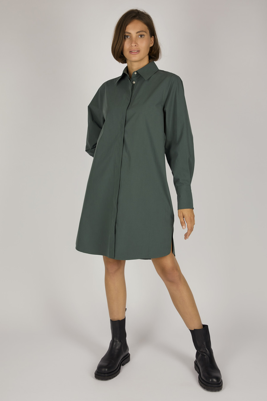 LORA DRESS – Oversize shirt blouse dress – Color: Moss